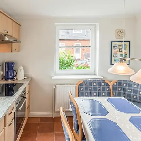 1 Bedroom Lovely In Dagebll Apartmán *