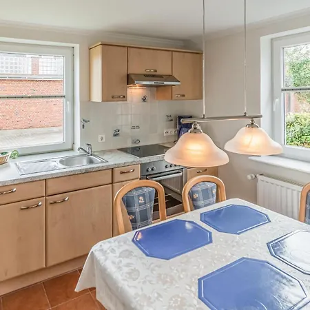 1 Bedroom Stunning Apartment In Dagebuell